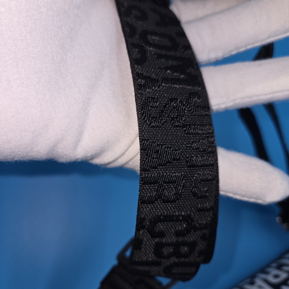 Marc Jacobs Black and White Crossbody Bag With Thin Logo Strap - Picture 7 of 7